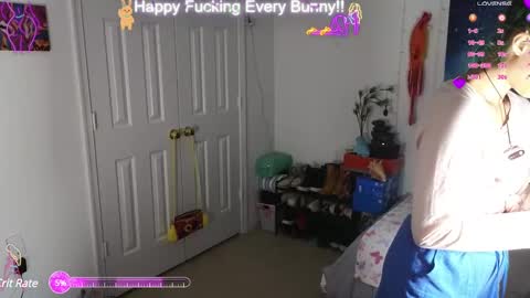 Snapshot of bunnycheekz chatting on February 9, 2025, 11:04 pm Tokki bunny online show from February 9, 2025, 11:04 pm