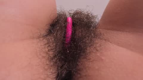 Snapshot of bush_woman chatting on December 29, 2024, 11:39 pm Larisa online show from December 29, 2024, 11:39 pm