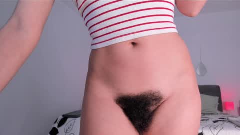 Snapshot of bush_woman chatting on January 31, 2025, 7:29 pm Larisa online show from January 31, 2025, 7:29 pm