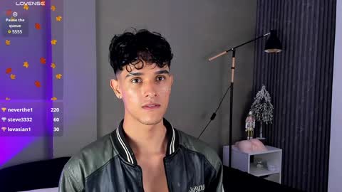 Snapshot of busterspinter chatting on December 22, 2024, 9:00 am Buster independent model online show from December 22, 2024, 9:00 am