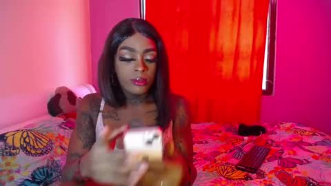 Snapshot of butterfly_rouse chatting on September 21, 2025, 6:31 pm butterfly_rouse online show from September 21, 2025, 6:31 pm