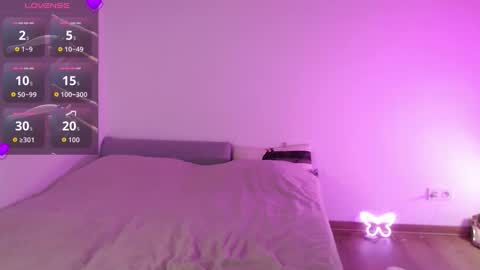 Lauren online show from September 11, 2025, 5:57 pm