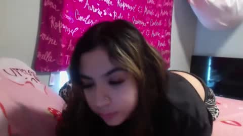 mia online show from March 11, 2025, 7:58 pm