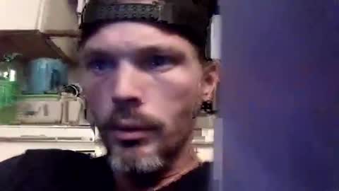 Snapshot of buzterfay777 chatting on November 13, 2025, 2:10 am buzterfay777 online show from November 13, 2025, 2:10 am