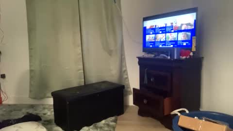 Snapshot of bv965422 chatting on February 28, 2025, 10:09 am 696969illuminate online show from February 28, 2025, 10:09 am