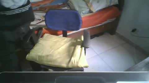 Snapshot of bwc_thebully chatting on October 13, 2025, 7:47 pm bwc_thebully online show from October 13, 2025, 7:47 pm