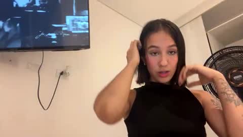 Snapshot of by_salome chatting on November 19, 2025, 5:40 am salome online show from November 19, 2025, 5:40 am