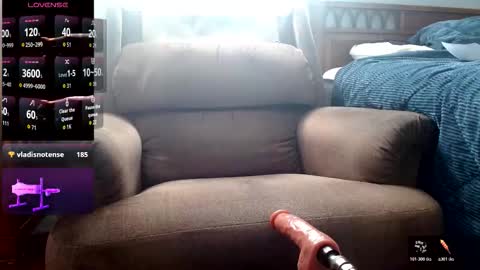 Snapshot of bygd334 chatting on November 24, 2025, 2:17 pm biggdw79 online show from November 24, 2025, 2:17 pm