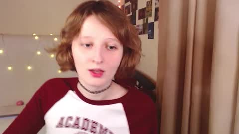 Snapshot of c0ralynx chatting on October 20, 2025, 7:14 pm C0ralynx online show from October 20, 2025, 7:14 pm