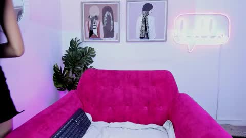 Caaty online show from November 28, 2025, 7:38 pm