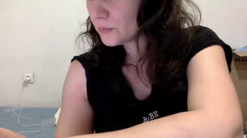 Lamb online show from September 10, 2025, 6:08 pm