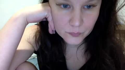 Lamb online show from October 14, 2025, 5:58 pm
