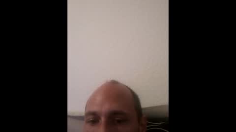 Snapshot of cailloux084 chatting on December 15, 2025, 9:08 pm cailloux084 online show from December 15, 2025, 9:08 pm