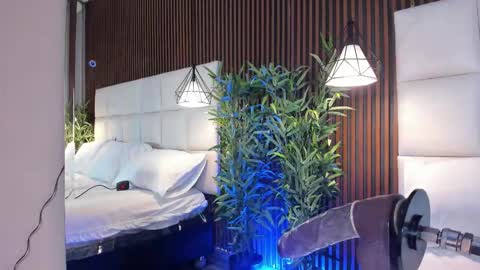 Snapshot of cailynbrowm chatting on November 15, 2025, 4:21 am CailynBrown online show from November 15, 2025, 4:21 am