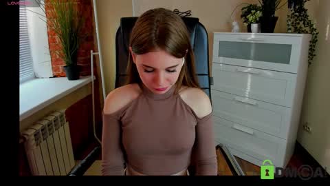 Snapshot of caitlin_c chatting on October 12, 2025, 7:29 am caitlin_c online show from October 12, 2025, 7:29 am