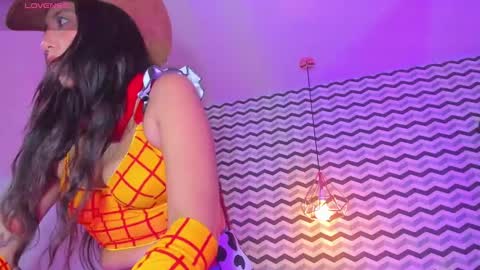 Snapshot of calanthelove chatting on March 8, 2025, 3:17 am Calanthe online show from March 8, 2025, 3:17 am