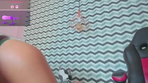 Snapshot of calanthelove chatting on March 12, 2025, 3:46 am Calanthe online show from March 12, 2025, 3:46 am