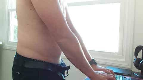 Caliboy online show from September 8, 2025, 6:18 pm