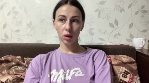 Anna online show from November 22, 2025, 9:47 pm