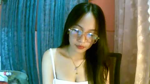 Snapshot of calla_freya chatting on October 12, 2025, 4:55 am Freya online show from October 12, 2025, 4:55 am