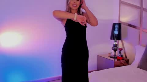 Snapshot of callmeanna_ chatting on February 25, 2025, 8:30 pm Anna Banana online show from February 25, 2025, 8:30 pm