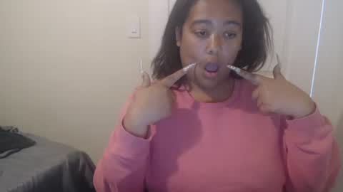 Snapshot of cals9x chatting on November 6, 2025, 11:04 pm camzxoxox online show from November 6, 2025, 11:04 pm