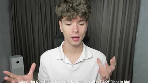 Hey I am Calvin  online show from November 2, 2025, 2:08 pm