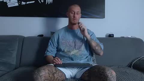 Calvin  online show from January 3, 2025, 6:24 pm