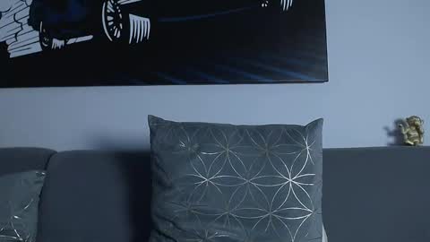 Calvin  online show from February 27, 2025, 4:53 pm