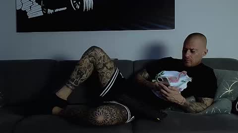 Calvin  online show from October 2, 2025, 3:30 pm