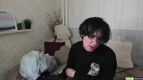 Calvin Owens online show from September 15, 2025, 4:01 am