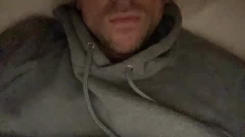 calvinzz online show from January 2, 2025, 4:46 pm