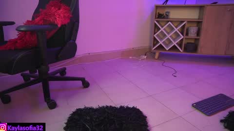 Calypso and Kayla online show from February 9, 2025, 12:17 am