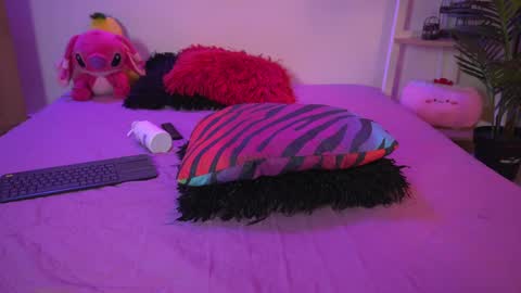 Calypso and Kayla online show from March 12, 2025, 3:24 am