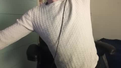 Snapshot of calypsocabal chatting on November 2, 2025, 3:09 am Calypso online show from November 2, 2025, 3:09 am