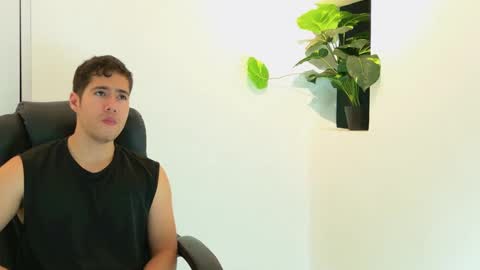 Snapshot of camara110 chatting on November 3, 2025, 10:53 pm camara110 online show from November 3, 2025, 10:53 pm