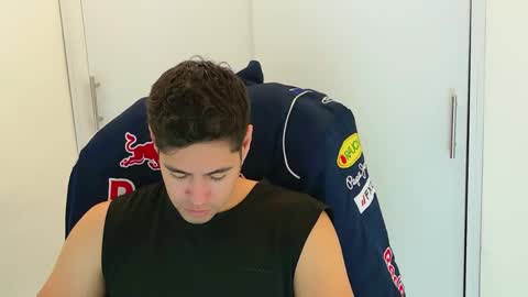 Snapshot of camara110 chatting on December 2, 2025, 6:14 pm camara110 online show from December 2, 2025, 6:14 pm