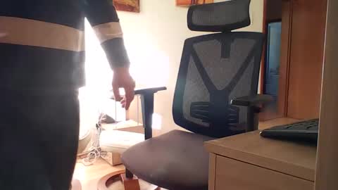 Snapshot of camcologne chatting on October 1, 2025, 2:45 pm camcologne online show from October 1, 2025, 2:45 pm