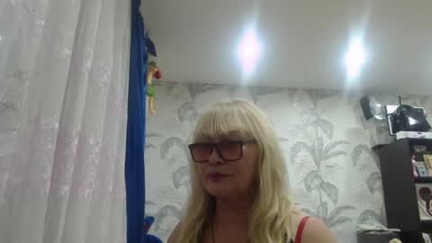 Snapshot of camdiva1 chatting on October 26, 2025, 1:50 pm CamDiva1 online show from October 26, 2025, 1:50 pm