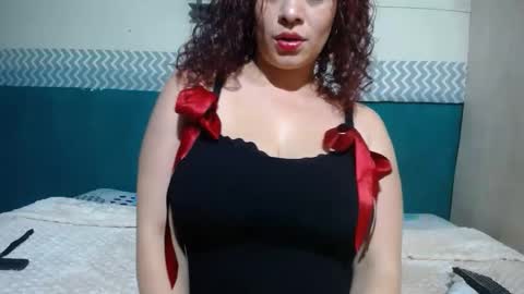 Snapshot of cameron_es chatting on October 13, 2025, 3:39 am cameron_es online show from October 13, 2025, 3:39 am