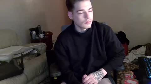 Snapshot of camerondt chatting on January 8, 2025, 1:32 am camerondt online show from January 8, 2025, 1:32 am