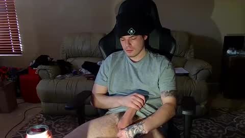 Snapshot of camerondt chatting on February 12, 2025, 9:43 pm camerondt online show from February 12, 2025, 9:43 pm