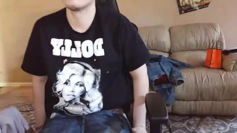 Snapshot of camerondt chatting on December 13, 2025, 8:47 pm camerondt online show from December 13, 2025, 8:47 pm