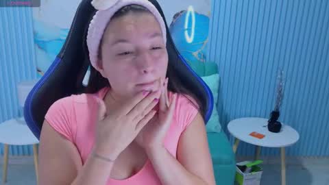 Snapshot of cami_boobss1 chatting on December 14, 2025, 12:10 pm Cami online show from December 14, 2025, 12:10 pm