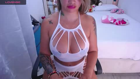   online show from February 3, 2025, 3:27 pm