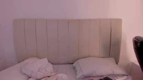 Snapshot of camila_adams chatting on February 10, 2025, 7:28 pm Cami online show from February 10, 2025, 7:28 pm
