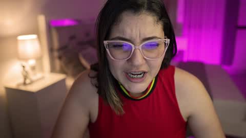 Camila buitrago online show from December 16, 2024, 1:42 am