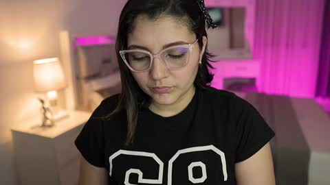 Camila buitrago online show from January 12, 2025, 1:00 am