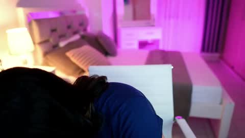 Camila buitrago online show from March 11, 2025, 1:37 am