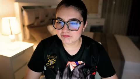 Camila buitrago online show from October 19, 2025, 3:07 am